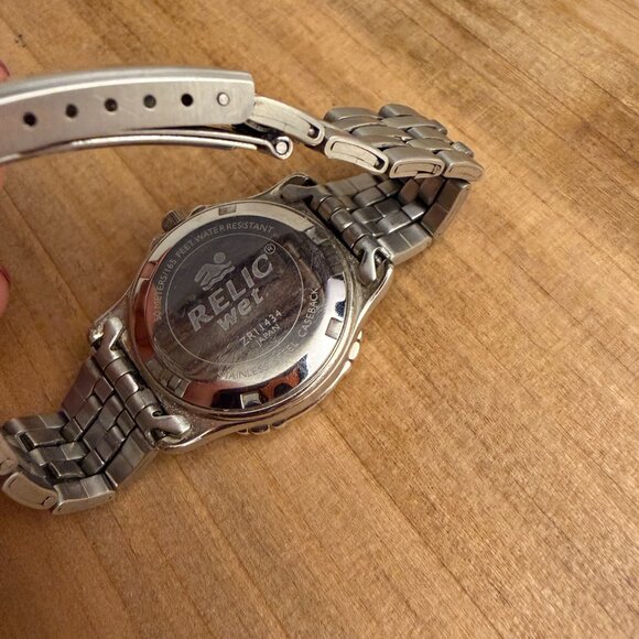 Relic Wet Unisex Watch - Picture 7 of 9